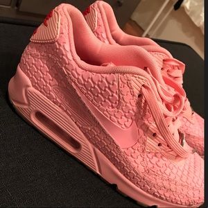 Women’s Pink Nike Air Max